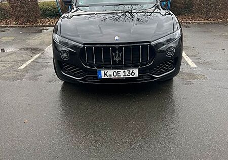 Maserati Levante 3.0 V6 350HP Modena Auto 4WD