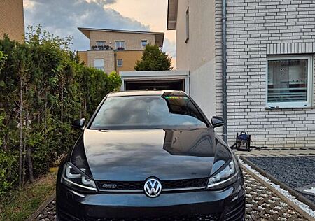 VW Golf Volkswagen 2.0 TDI DSG BMT GTD GTD