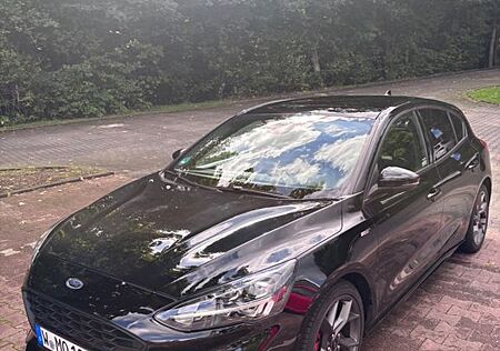 Ford Focus ST-Line Vollausstattung