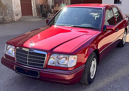 Mercedes-Benz 220 W124 E220 73.000km