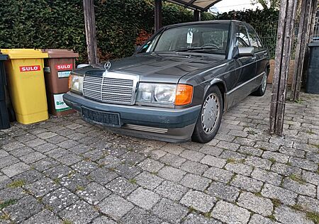 Mercedes-Benz 190 gebraucht kaufen Mercedes-Benz 190 190E W201 2.0L , Tüv und H 09/25 neu!