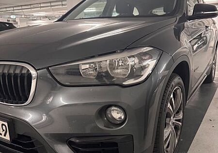 BMW X1 sDrive18d - Sport Line - Automatik