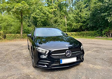 Mercedes-Benz 250 A 250e AMG Line