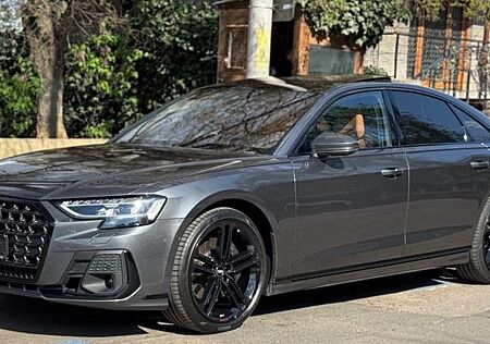 Audi A8 55 TFSI quattro HUD Matrix