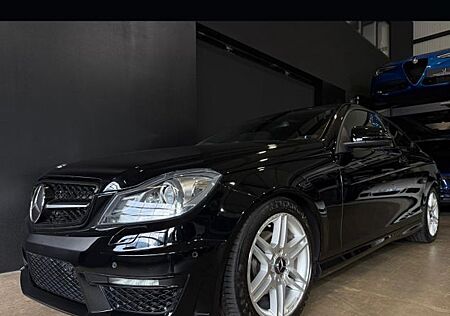 Mercedes-Benz C 250 Sport Coupé Autom. Sport