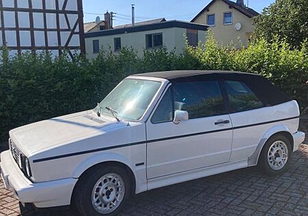 VW Golf Volkswagen 1.8 Cabrio Karmann Design