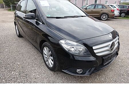Mercedes-Benz B 180 Standard Navi 8x Alu Sitzheizung Euro 6