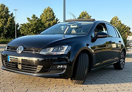 VW Golf gebraucht kaufen VW Golf Volkswagen 1.4 TSI ACT BMT Highline Highline