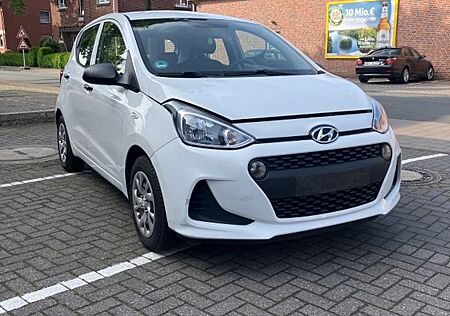 Hyundai i10 1.0 -