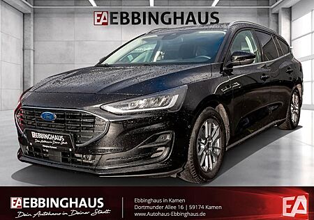 Ford Focus Turnier Titanium Navi LED Apple CarPlay