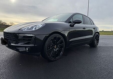 Porsche Macan S Diesel Carbon Luftf. 22 AHK Bose 18Wege