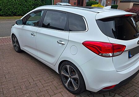 Kia Carens 1.7 CRDi Spirit DCT Spirit