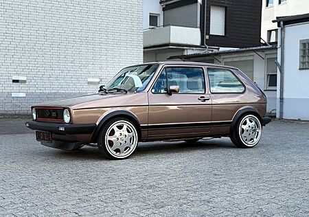 VW Golf Volkswagen 1 GTI PORSCHEFELGEN / RESTAURIERT