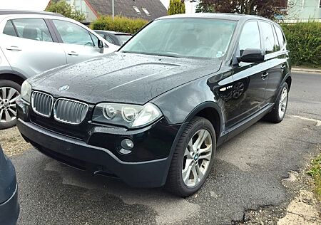 BMW X3 xDrive25i VOLLER