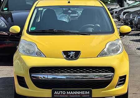 Peugeot 107 Petit Filou 70PS MANUELL BENZIN TÜV NEU