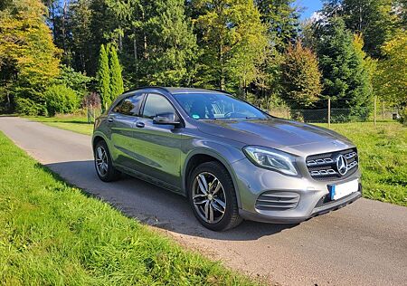 Mercedes-Benz GLA 180 AMG Line *LED*Navi*Tempo*SHZ*Sportsitze*