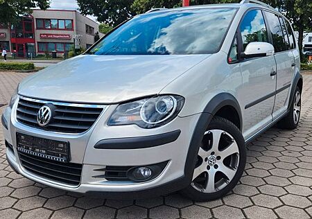 VW Touran Volkswagen CrossTouran