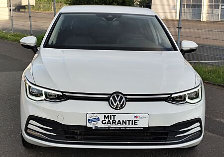 VW Golf Volkswagen VIII 2,0 TDI DSG Lim. Style*1.HAND*