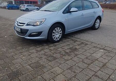 Opel Astra Sports Tourer 1.4 Turbo 140 ps