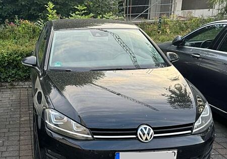 VW Golf Volkswagen 1.2 TSI BMT Comfortline