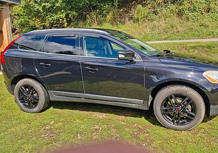 Volvo XC 60 XC60 D3 AWD Geartronic Summum Summum