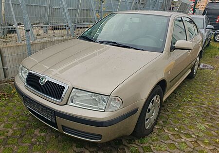 Skoda Octavia Oktavia 1.6
