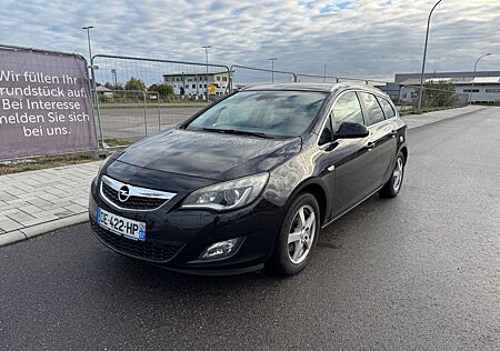 Opel Astra J Sports Tourer Innovation