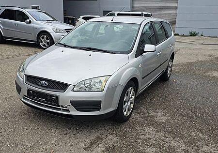 Ford Focus Turnier Fun X Automatik MOD 2007 Klima