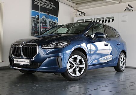 BMW 2er 220i Active Tourer Leder, el.Sitzverst, AHK,Prem