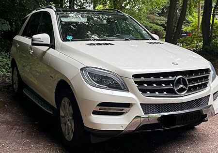 Mercedes-Benz ML 350 BlueTEC 4MATIC -