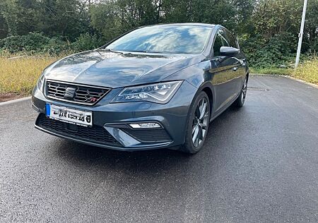 Seat Leon 2.0 TSI 140kW FR DSG * LED*PANO*BEATS*AHK