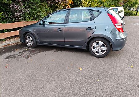 Hyundai i30 1.6 CRDi 66 kW Classic Classic