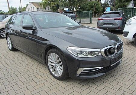 BMW 540d 540 xDrive Touring A Luxury Line