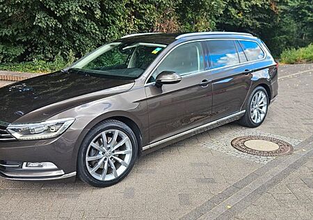VW Passat Variant Volkswagen 2.0 TDI Highline