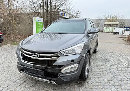 Hyundai Santa Fe Premium 4WD PANO LEDER NAVI