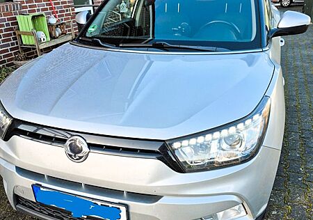 SsangYong Tivoli 1.6 e-XGi 160 CRYSTAL 2WD CRYSTAL