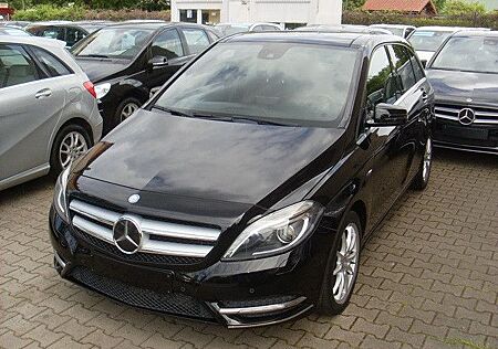 Mercedes-Benz B 180 Automatik / Panoramadach