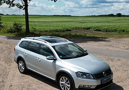 VW Passat Alltrack Volkswagen 2.0 TDI DSG 4MOT 125kW Alltr...