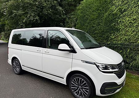 VW T6 Multivan Volkswagen T6.1 Multivan Highline 4Motion DSG 7-Sitzer