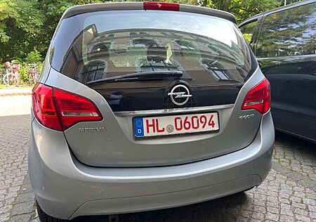 Opel Meriva B Selection. top innen außen+Klima