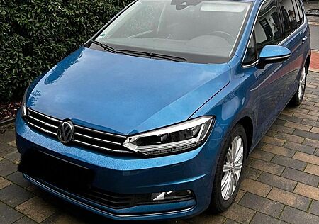 VW Touran gebraucht kaufen VW Touran Volkswagen 2.0 TDI SCR Highline mit Standheizung