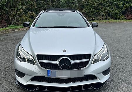 Mercedes-Benz E 250 Coupé Autom. -