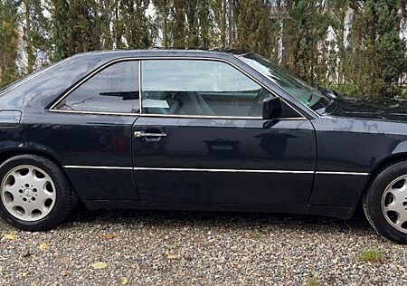 Mercedes-Benz CE 230