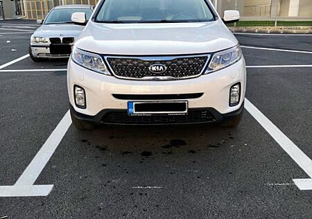 Kia Sorento 2.2 CRDi AWD Spirit Automatik Spirit