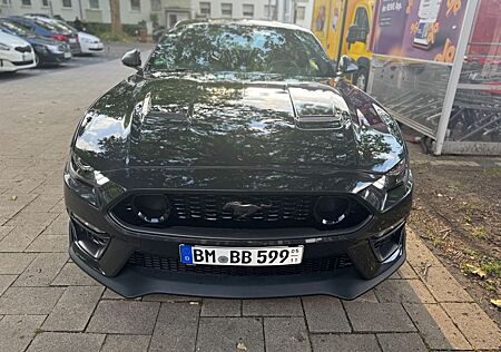 Ford Mustang 5.0 Ti-VCT V8 Auto Dark Horse Dark Horse