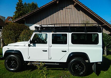 Land Rover Defender 110 Td4 Station Wagon SE 7 Sitzer