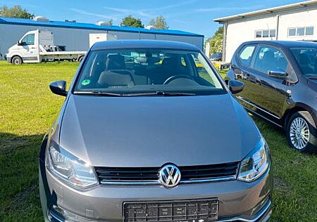 VW Polo Volkswagen V Lounge