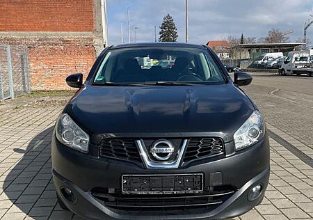 Nissan Qashqai Acenta 4X4 Automatik 1.Hand Scheckheft