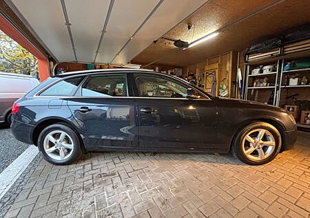 Audi A4 2.0 TDI Avant Automatik AHK LED gut gepflegt