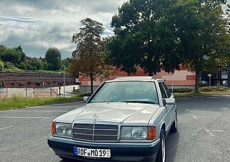 Mercedes-Benz 190